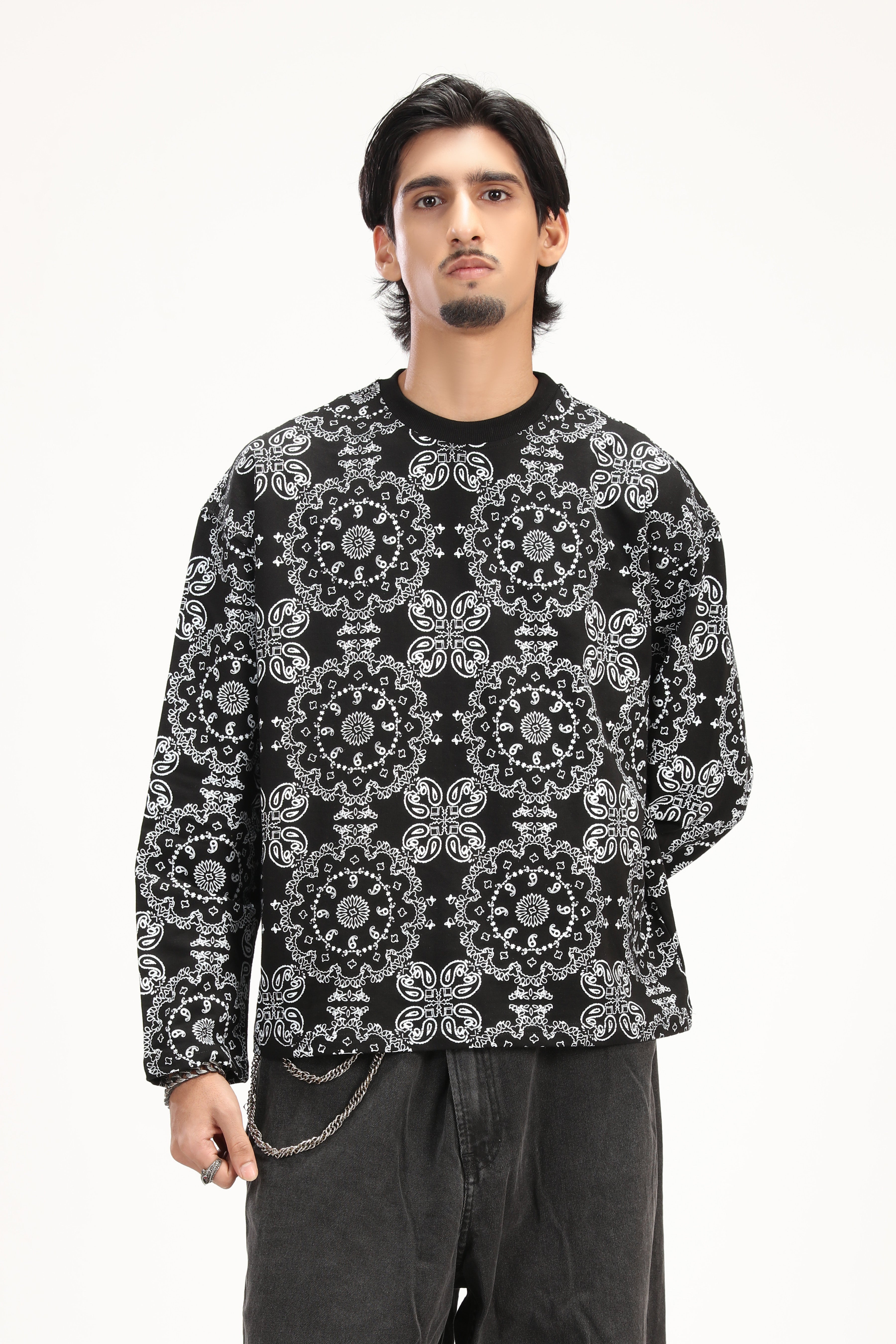 FULL SLEEVE OVERSIZED T SHIRT